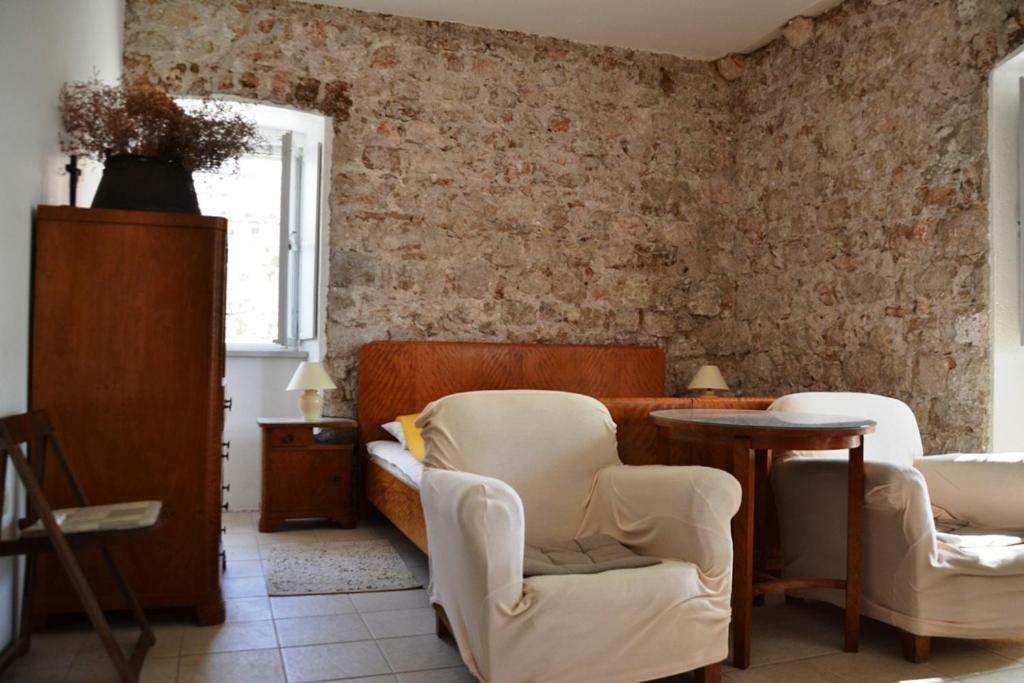 Stone House *