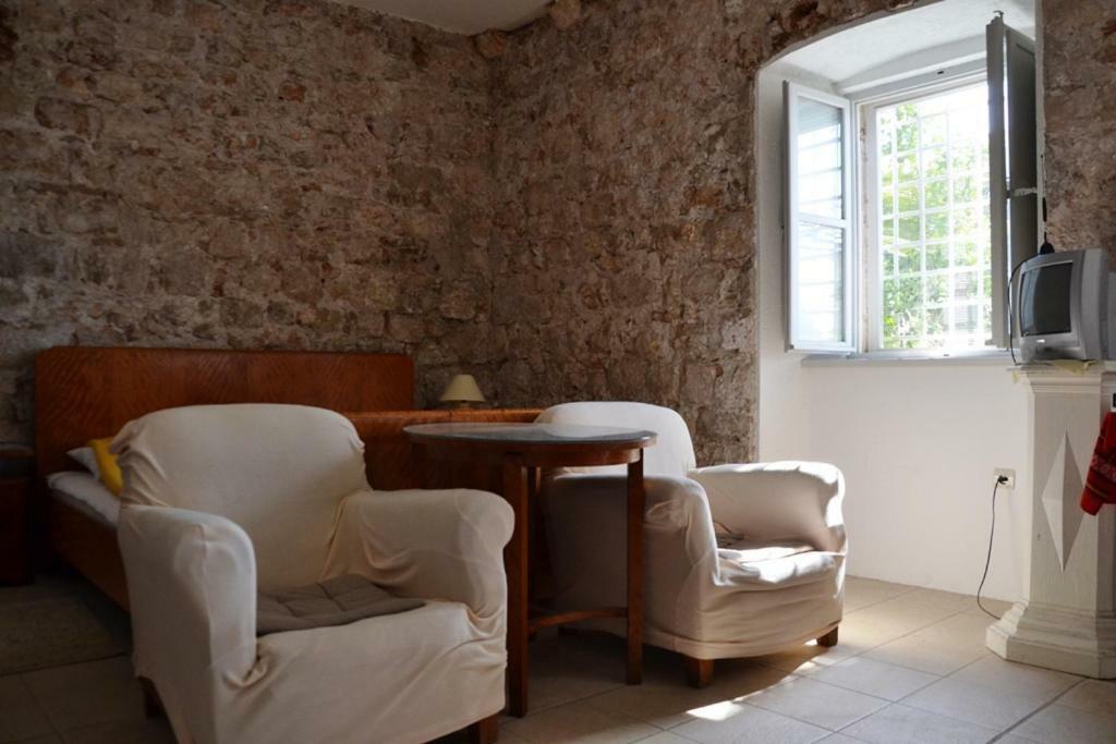 Stone House *